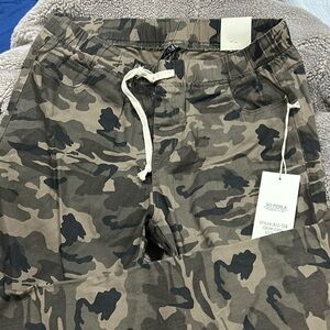 Great cotton pants camo. XL ( box A)